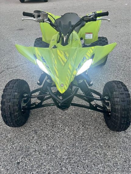 2025 Yamaha yfz se